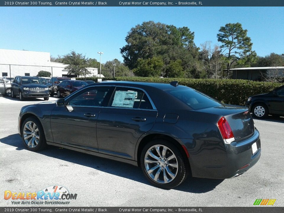 2019 Chrysler 300 Touring Granite Crystal Metallic / Black Photo #3