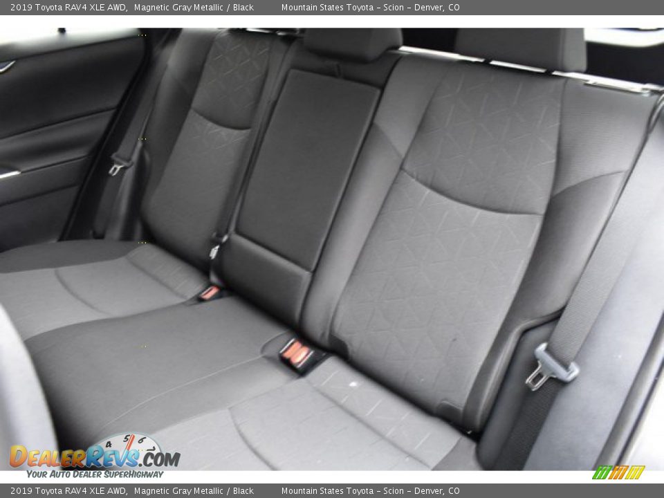 2019 Toyota RAV4 XLE AWD Magnetic Gray Metallic / Black Photo #16
