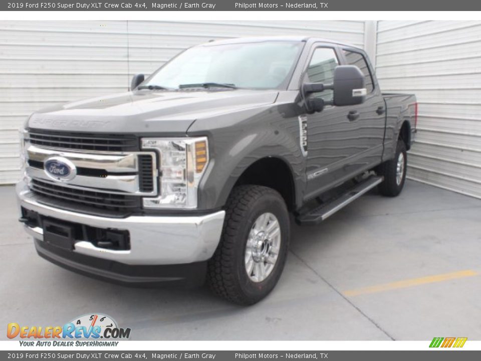 2019 Ford F250 Super Duty XLT Crew Cab 4x4 Magnetic / Earth Gray Photo #4