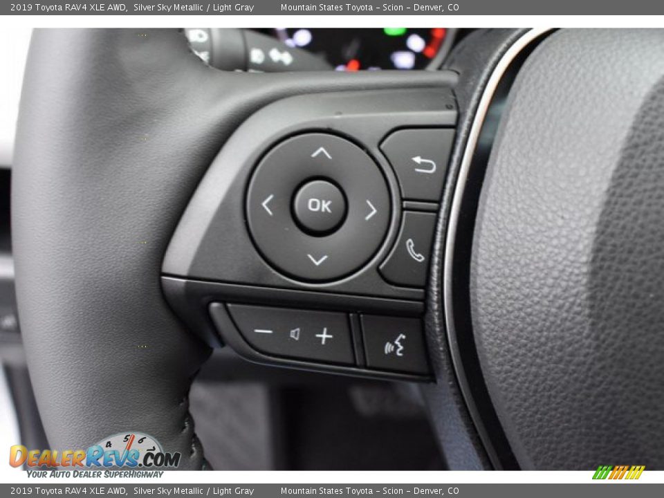 2019 Toyota RAV4 XLE AWD Steering Wheel Photo #27