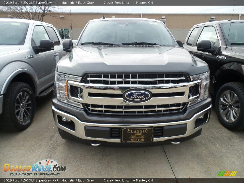 2019 Ford F150 XLT SuperCrew 4x4 Magnetic / Earth Gray Photo #2