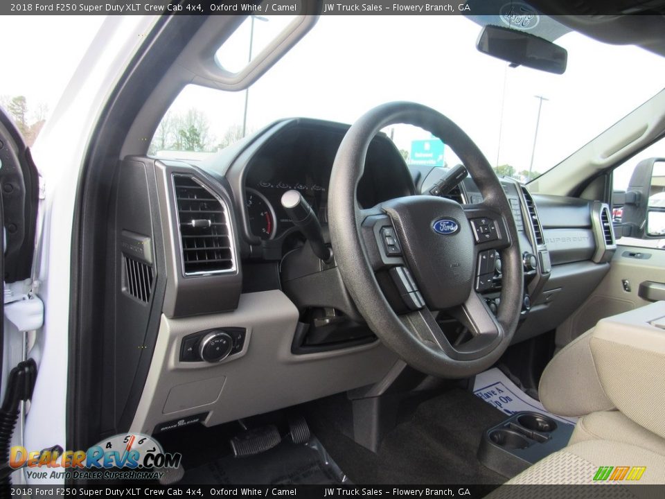 2018 Ford F250 Super Duty XLT Crew Cab 4x4 Oxford White / Camel Photo #17