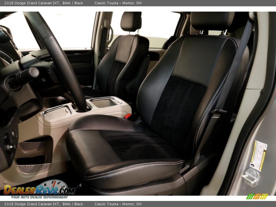 2018 Dodge Grand Caravan SXT Billet / Black Photo #5
