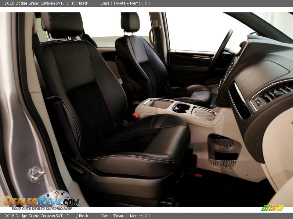 2018 Dodge Grand Caravan SXT Billet / Black Photo #16