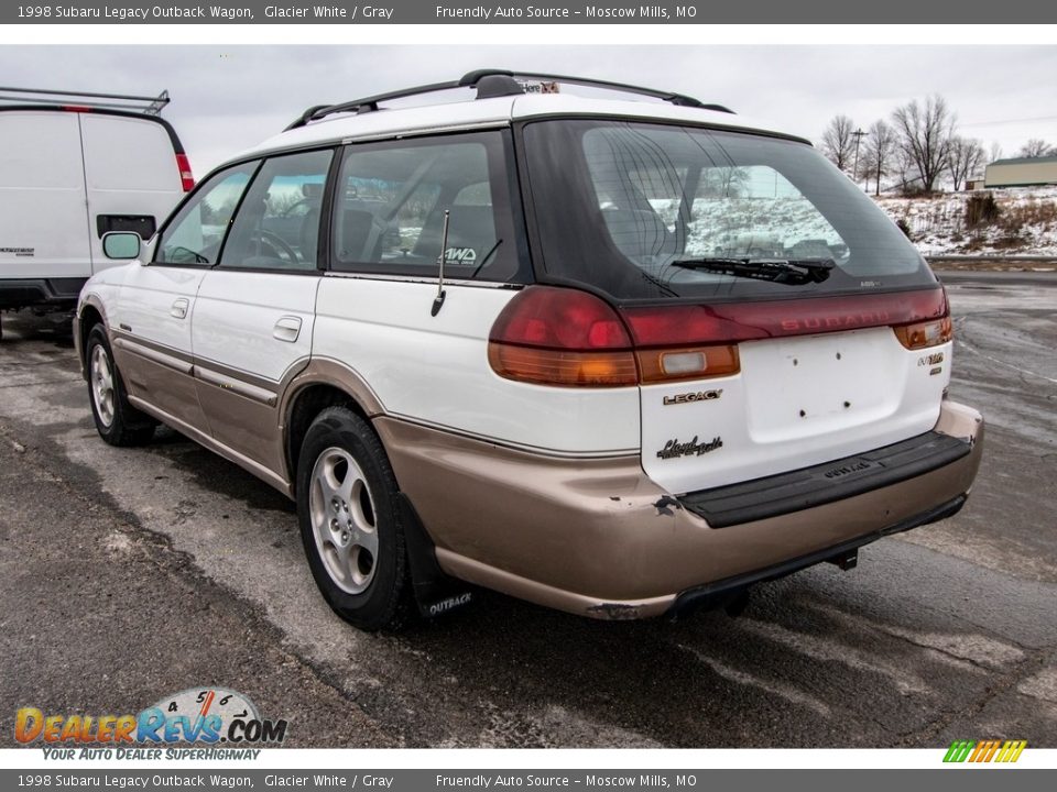 1998 Subaru Legacy Outback Wagon Glacier White / Gray Photo #6