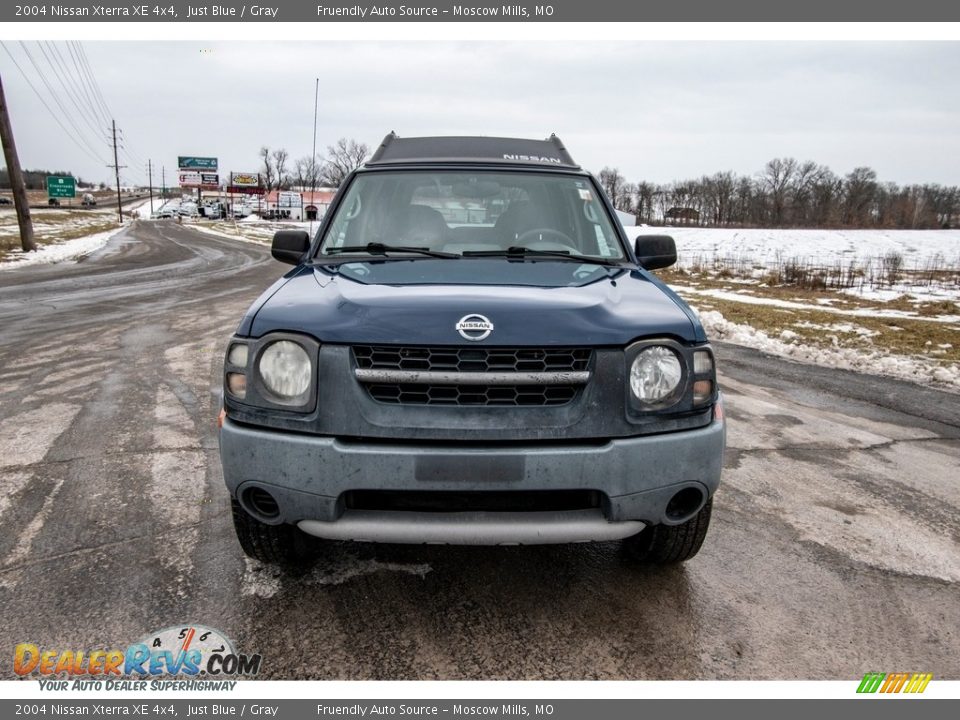 2004 Nissan Xterra XE 4x4 Just Blue / Gray Photo #9