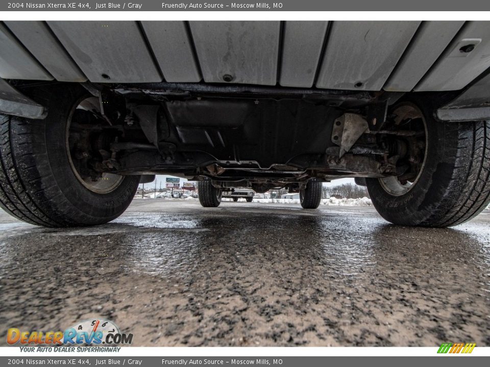 2004 Nissan Xterra XE 4x4 Just Blue / Gray Photo #10