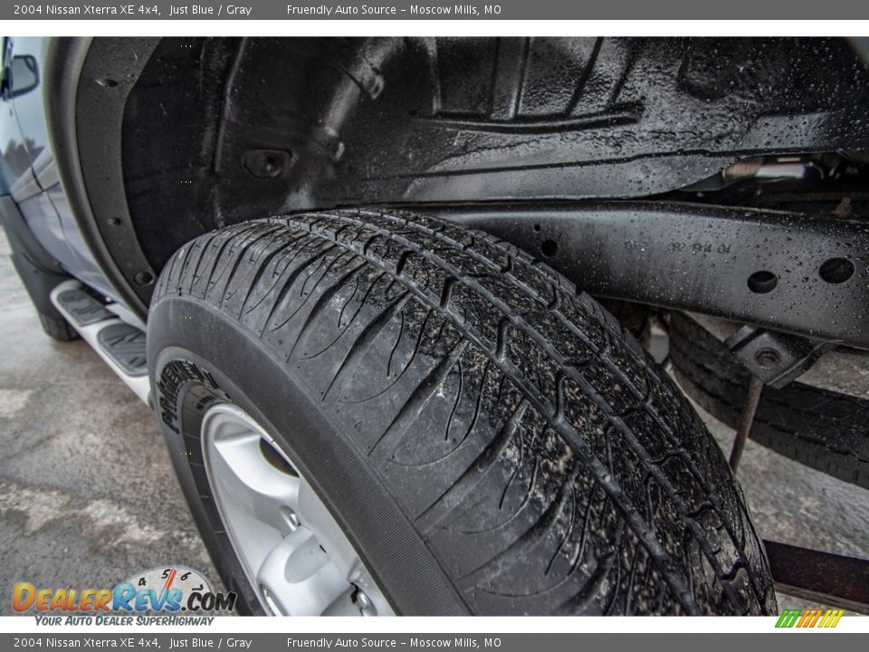 2004 Nissan Xterra XE 4x4 Just Blue / Gray Photo #14