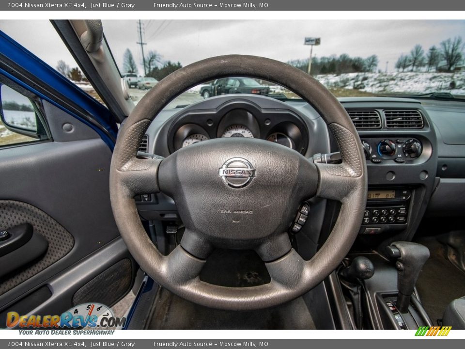 2004 Nissan Xterra XE 4x4 Just Blue / Gray Photo #31