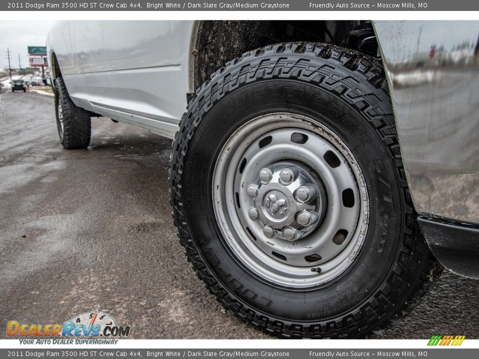 2011 Dodge Ram 3500 HD ST Crew Cab 4x4 Bright White / Dark Slate Gray/Medium Graystone Photo #2