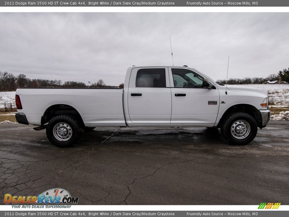 2011 Dodge Ram 3500 HD ST Crew Cab 4x4 Bright White / Dark Slate Gray/Medium Graystone Photo #3