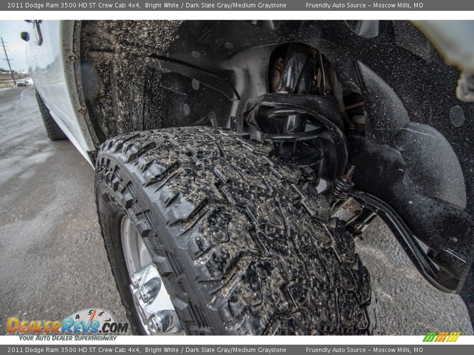 2011 Dodge Ram 3500 HD ST Crew Cab 4x4 Bright White / Dark Slate Gray/Medium Graystone Photo #11