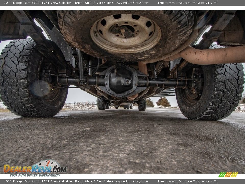 2011 Dodge Ram 3500 HD ST Crew Cab 4x4 Bright White / Dark Slate Gray/Medium Graystone Photo #13