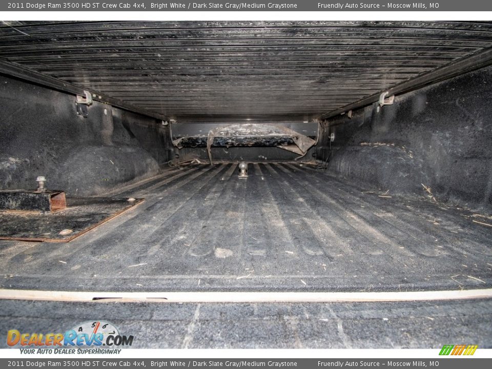2011 Dodge Ram 3500 HD ST Crew Cab 4x4 Bright White / Dark Slate Gray/Medium Graystone Photo #19