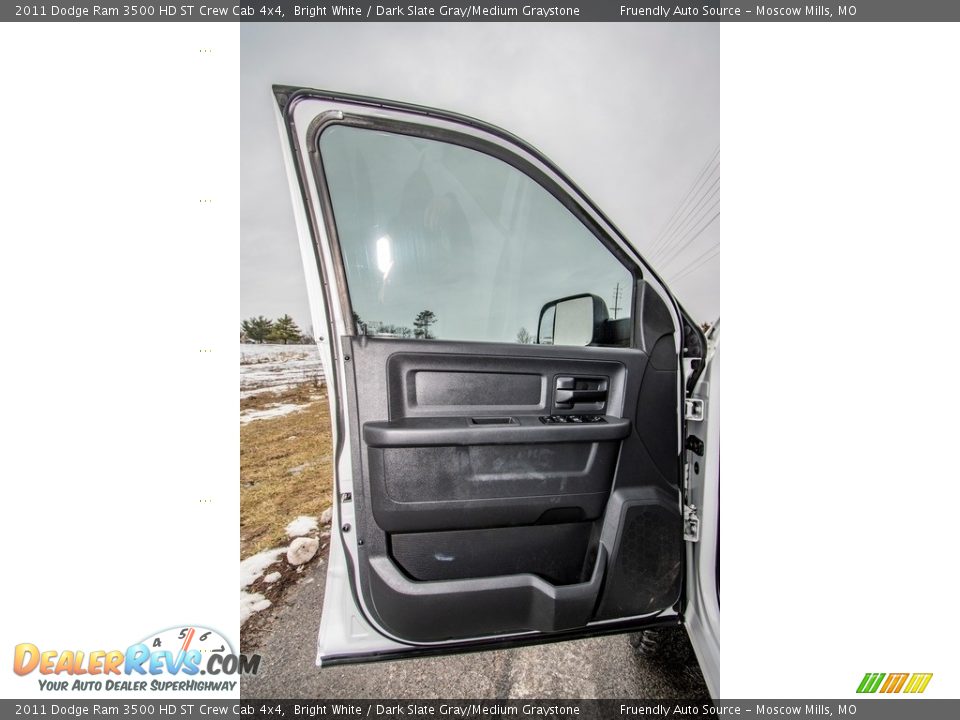 2011 Dodge Ram 3500 HD ST Crew Cab 4x4 Bright White / Dark Slate Gray/Medium Graystone Photo #25