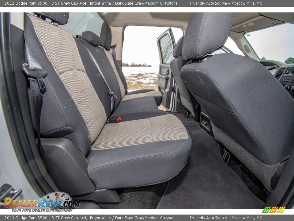 2011 Dodge Ram 3500 HD ST Crew Cab 4x4 Bright White / Dark Slate Gray/Medium Graystone Photo #32