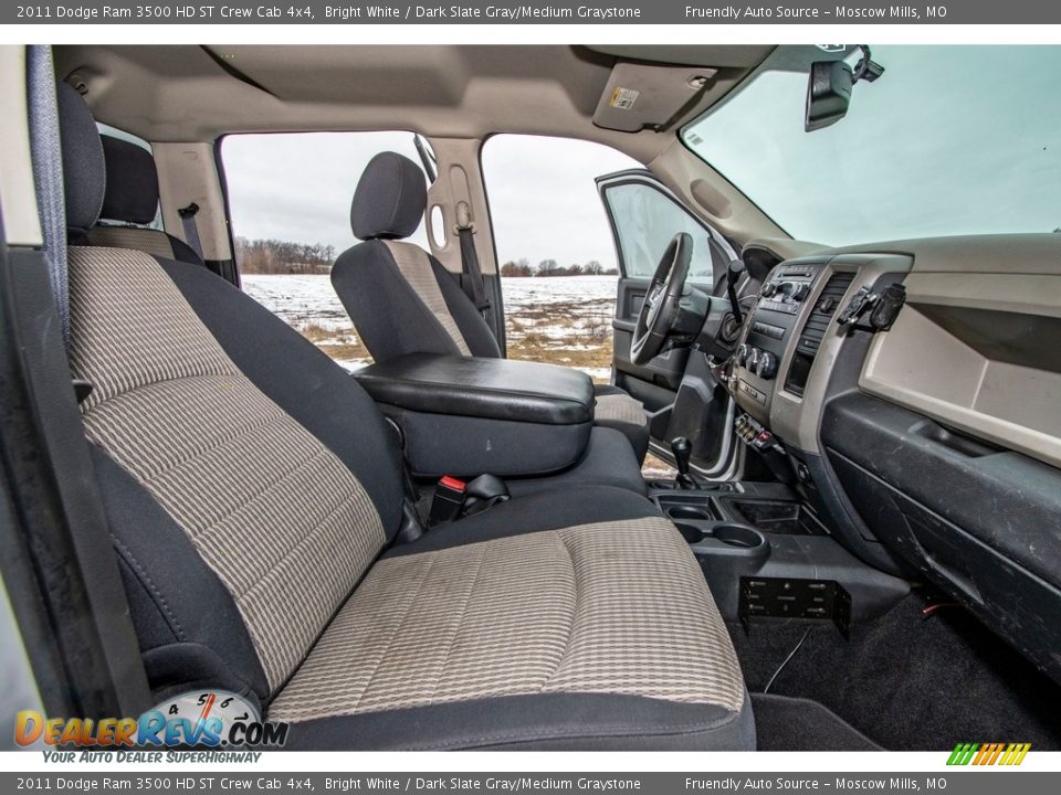 2011 Dodge Ram 3500 HD ST Crew Cab 4x4 Bright White / Dark Slate Gray/Medium Graystone Photo #36