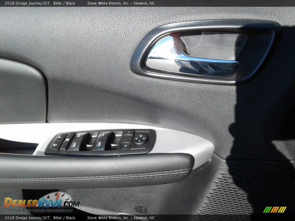 2018 Dodge Journey SXT Billet / Black Photo #9