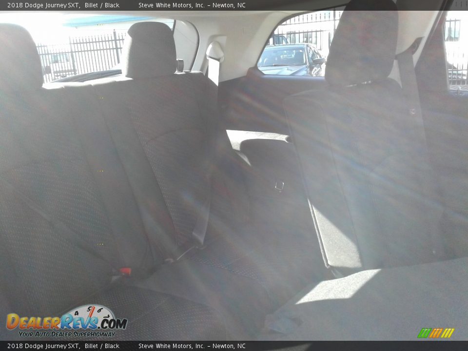 2018 Dodge Journey SXT Billet / Black Photo #15