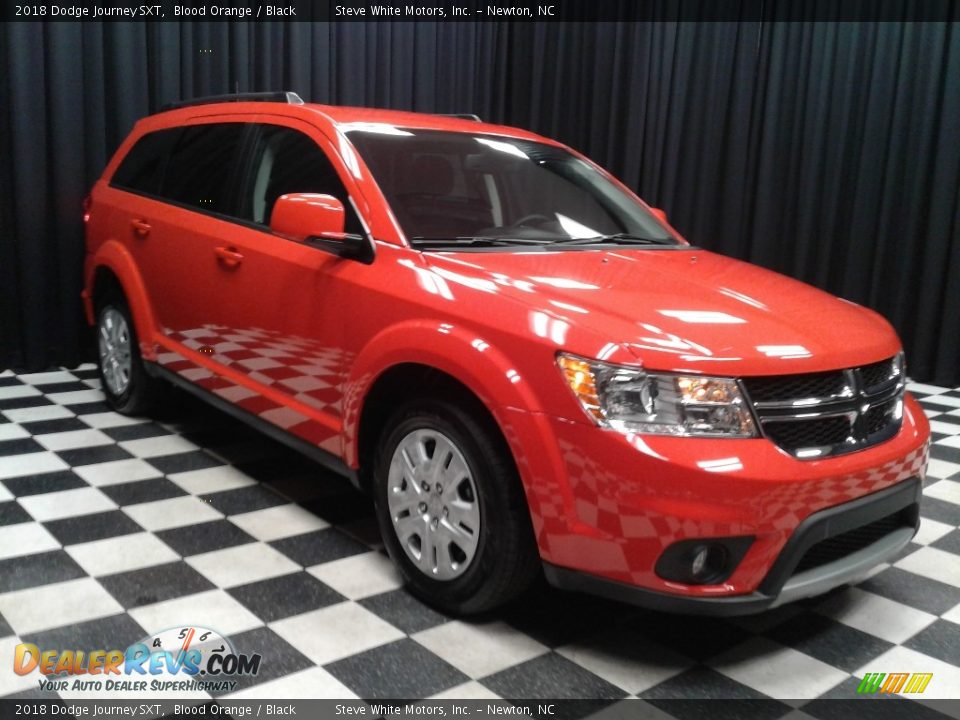 2018 Dodge Journey SXT Blood Orange / Black Photo #4