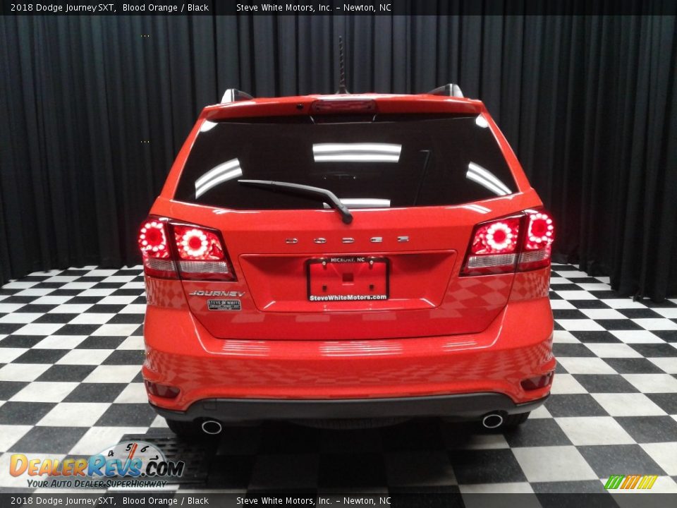 2018 Dodge Journey SXT Blood Orange / Black Photo #7