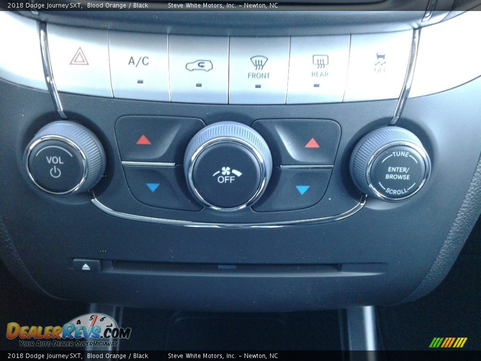 2018 Dodge Journey SXT Blood Orange / Black Photo #26