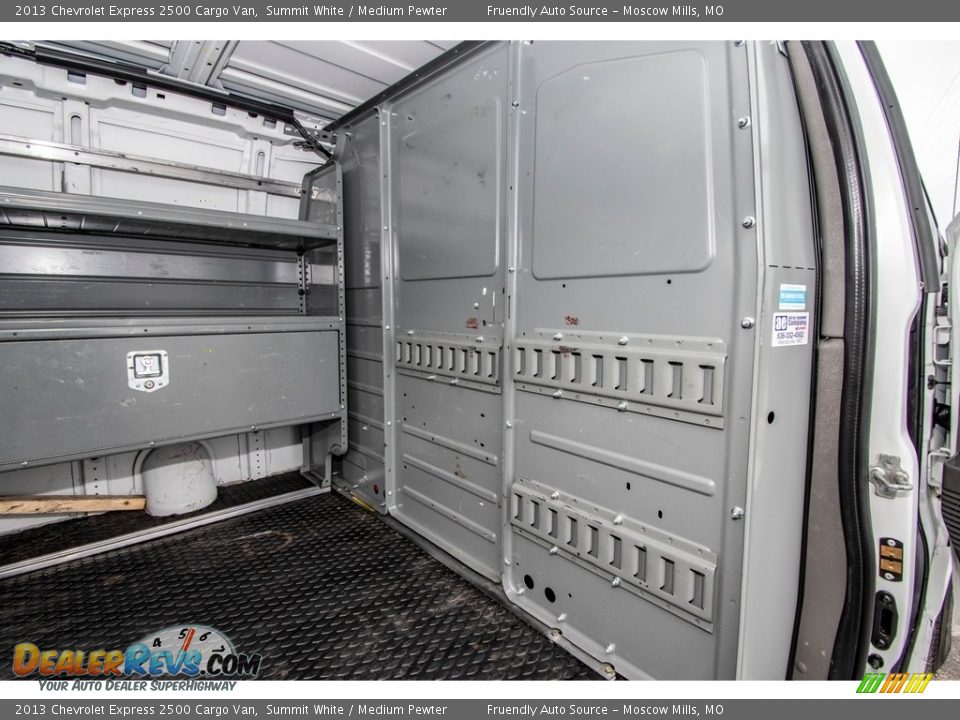 2013 Chevrolet Express 2500 Cargo Van Summit White / Medium Pewter Photo #19