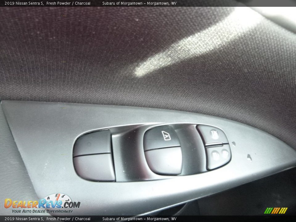 2019 Nissan Sentra S Fresh Powder / Charcoal Photo #20