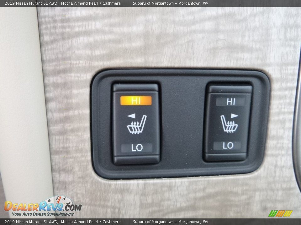 Controls of 2019 Nissan Murano SL AWD Photo #20