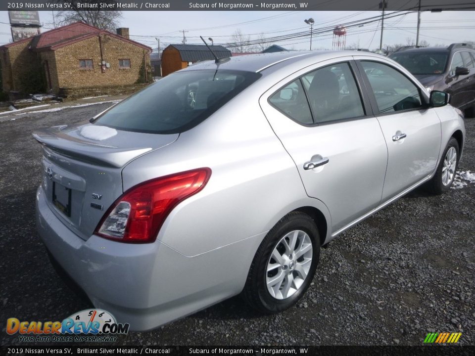 2019 Nissan Versa SV Brilliant Silver Metallic / Charcoal Photo #4