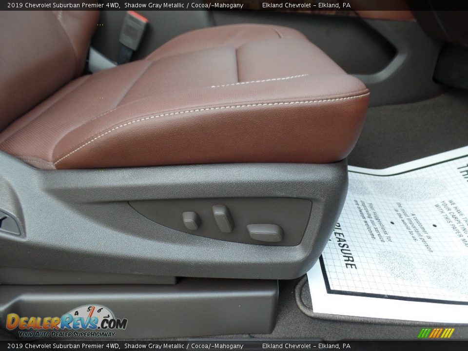 Front Seat of 2019 Chevrolet Suburban Premier 4WD Photo #14