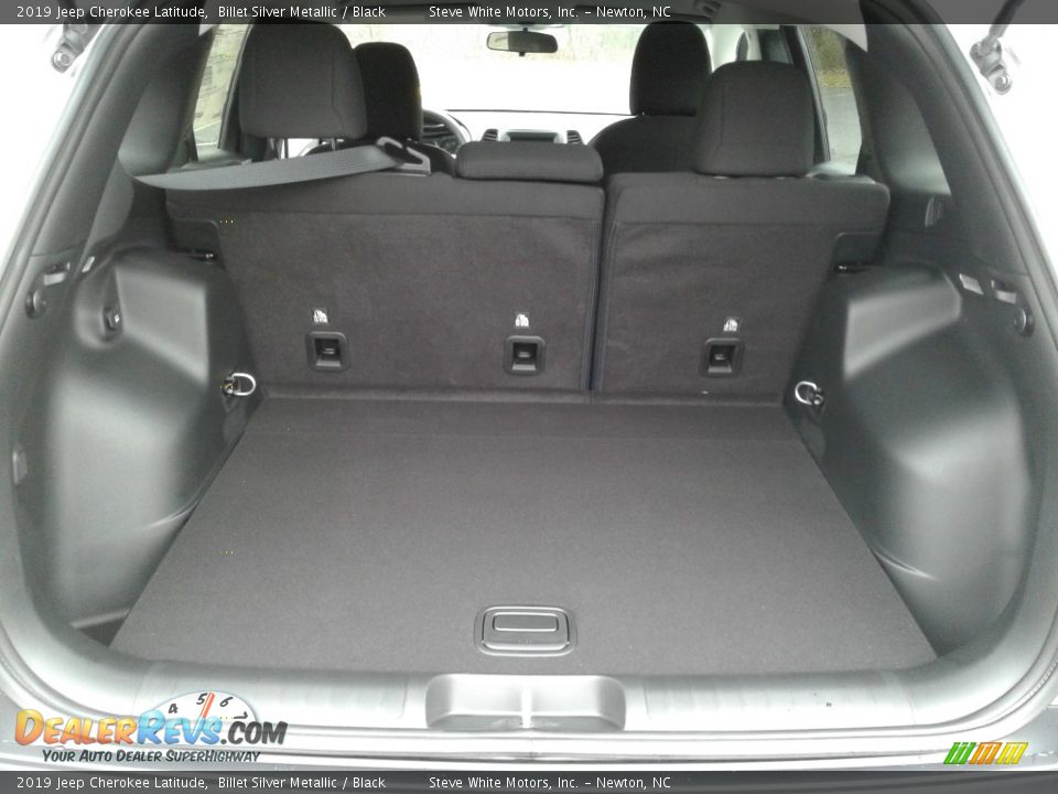 2019 Jeep Cherokee Latitude Billet Silver Metallic / Black Photo #12