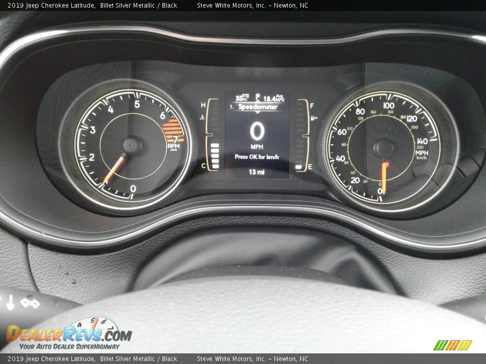 2019 Jeep Cherokee Latitude Billet Silver Metallic / Black Photo #18