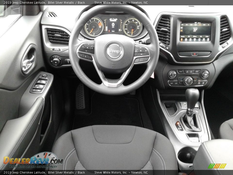 2019 Jeep Cherokee Latitude Billet Silver Metallic / Black Photo #27