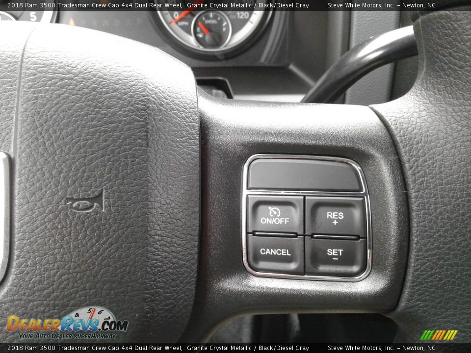 2018 Ram 3500 Tradesman Crew Cab 4x4 Dual Rear Wheel Granite Crystal Metallic / Black/Diesel Gray Photo #16