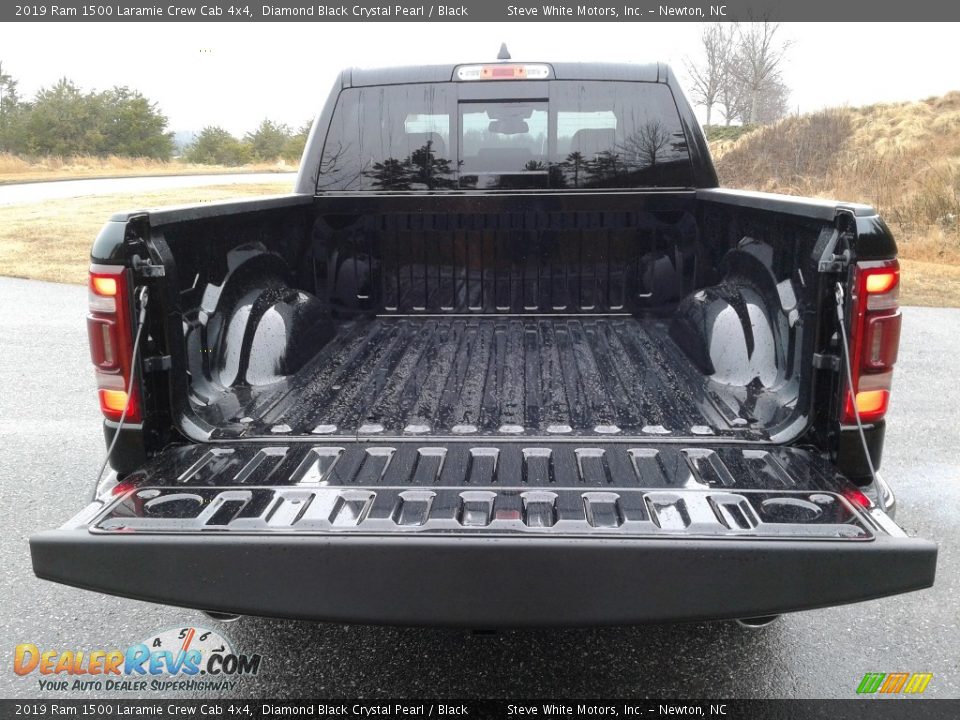 2019 Ram 1500 Laramie Crew Cab 4x4 Diamond Black Crystal Pearl / Black Photo #13