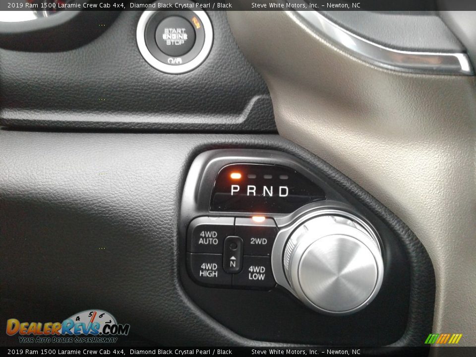 2019 Ram 1500 Laramie Crew Cab 4x4 Diamond Black Crystal Pearl / Black Photo #29