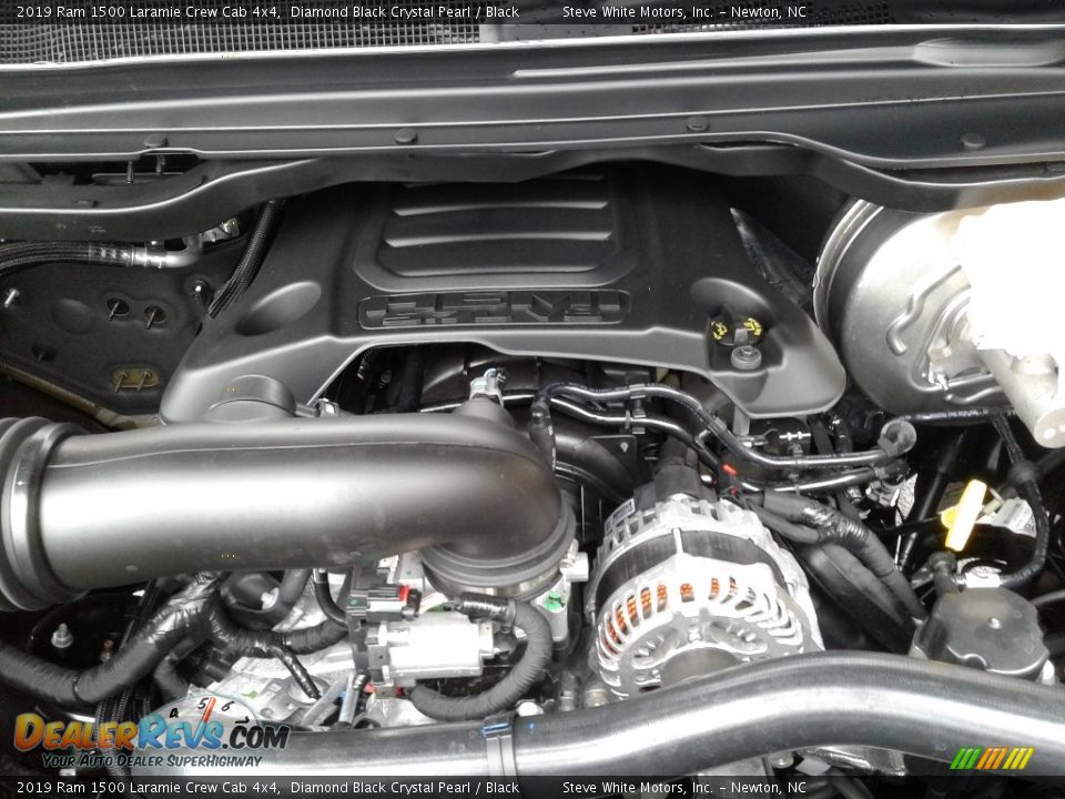 2019 Ram 1500 Laramie Crew Cab 4x4 Diamond Black Crystal Pearl / Black Photo #36
