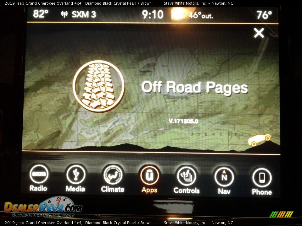 2019 Jeep Grand Cherokee Overland 4x4 Diamond Black Crystal Pearl / Brown Photo #29