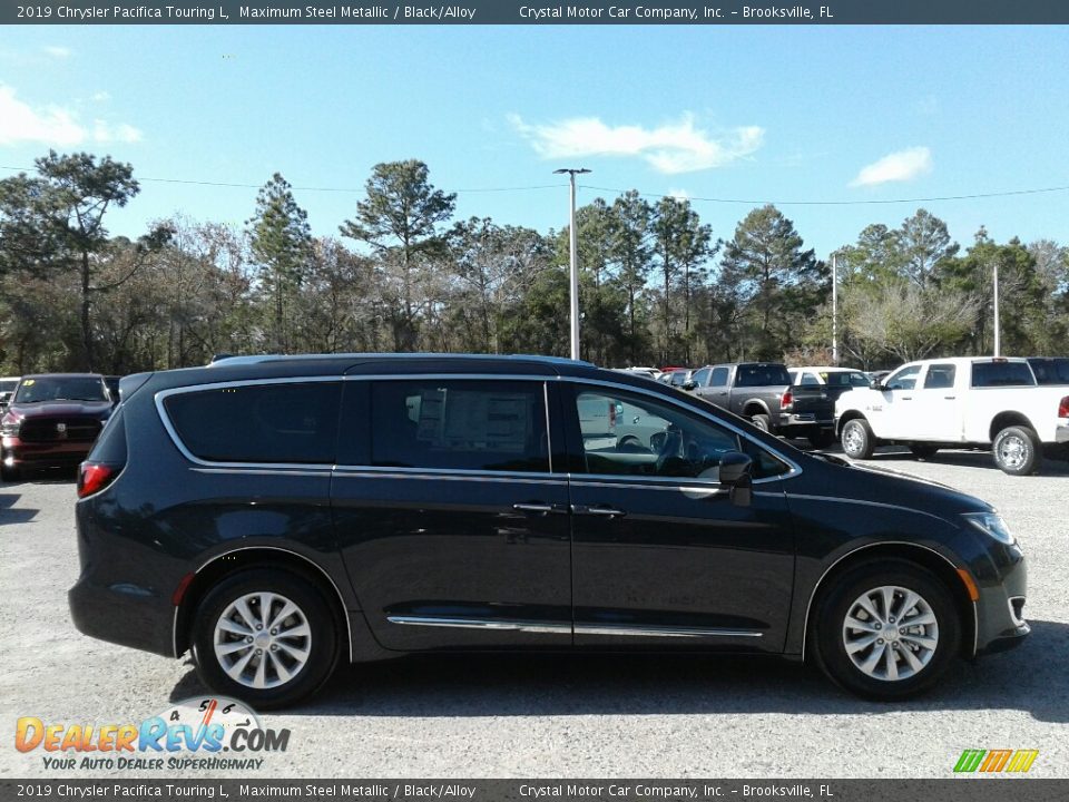 2019 Chrysler Pacifica Touring L Maximum Steel Metallic / Black/Alloy Photo #6