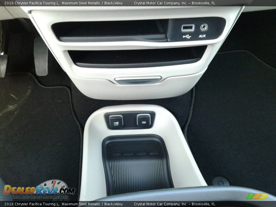 2019 Chrysler Pacifica Touring L Maximum Steel Metallic / Black/Alloy Photo #16