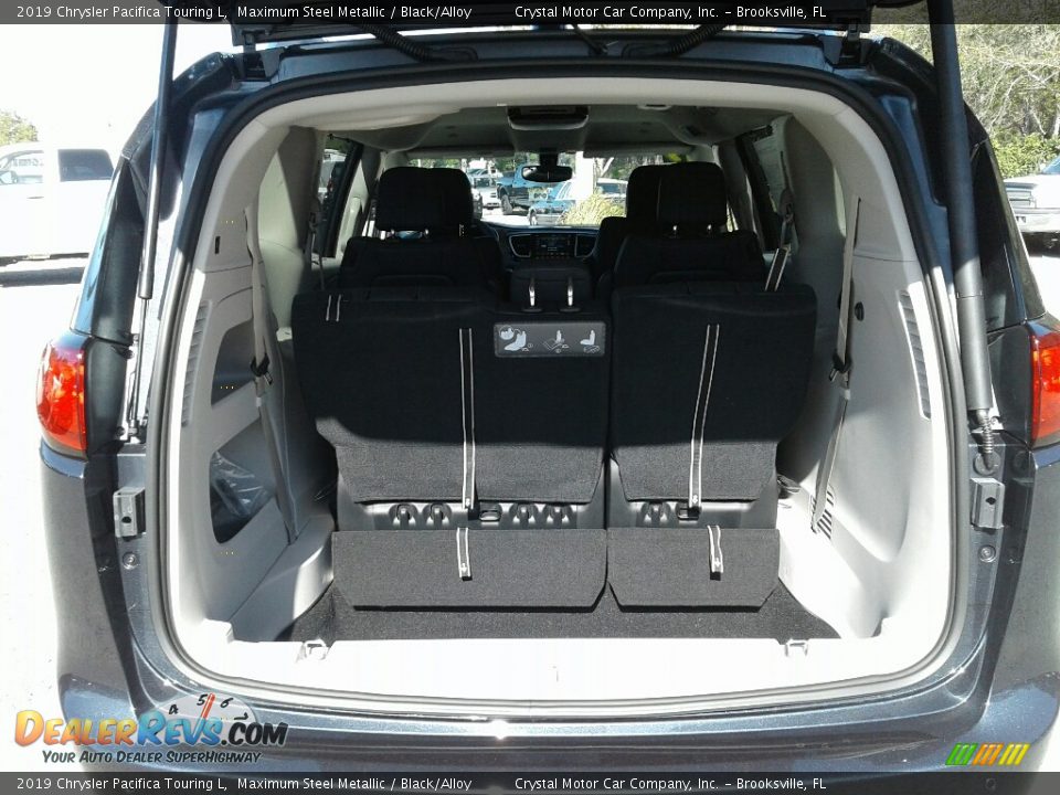 2019 Chrysler Pacifica Touring L Maximum Steel Metallic / Black/Alloy Photo #20