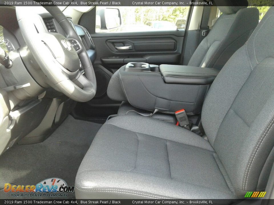 2019 Ram 1500 Tradesman Crew Cab 4x4 Blue Streak Pearl / Black Photo #9