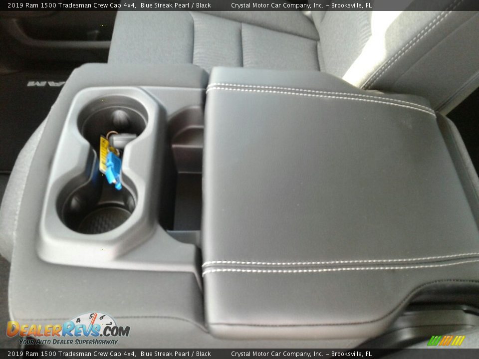 2019 Ram 1500 Tradesman Crew Cab 4x4 Blue Streak Pearl / Black Photo #18