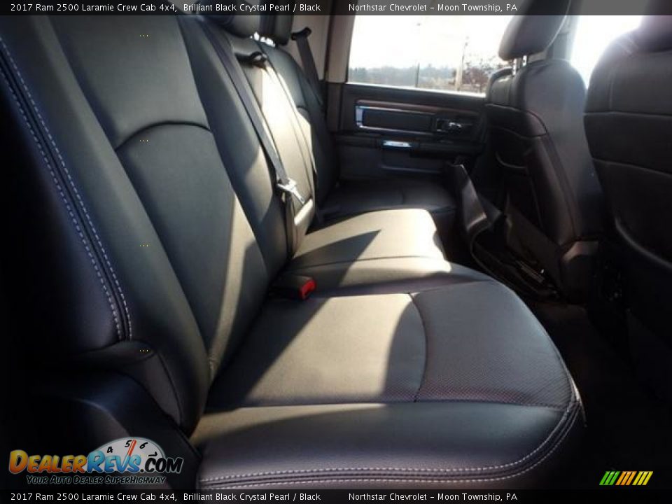 2017 Ram 2500 Laramie Crew Cab 4x4 Brilliant Black Crystal Pearl / Black Photo #19