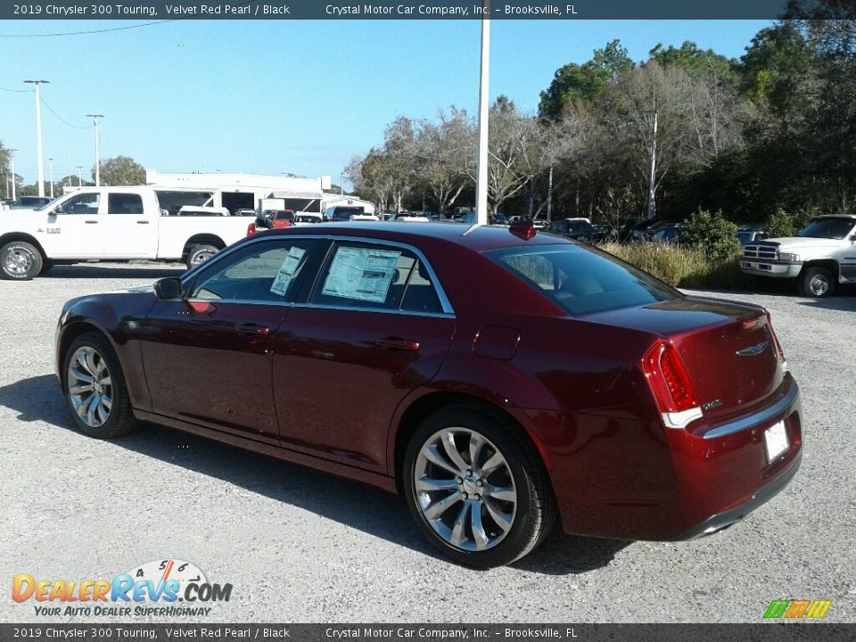 2019 Chrysler 300 Touring Velvet Red Pearl / Black Photo #3