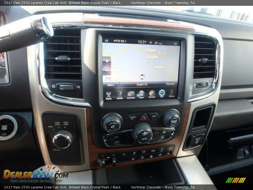 2017 Ram 2500 Laramie Crew Cab 4x4 Brilliant Black Crystal Pearl / Black Photo #28