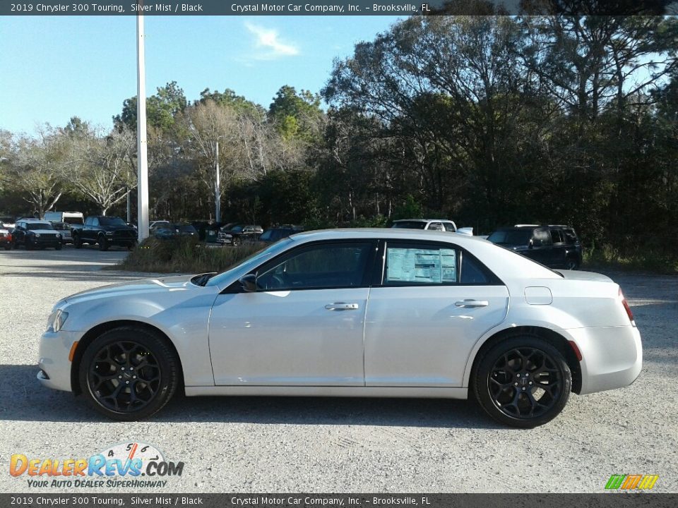 Silver Mist 2019 Chrysler 300 Touring Photo #2