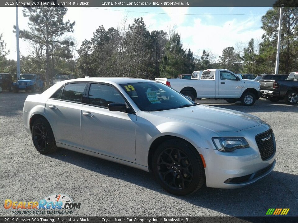 2019 Chrysler 300 Touring Silver Mist / Black Photo #7