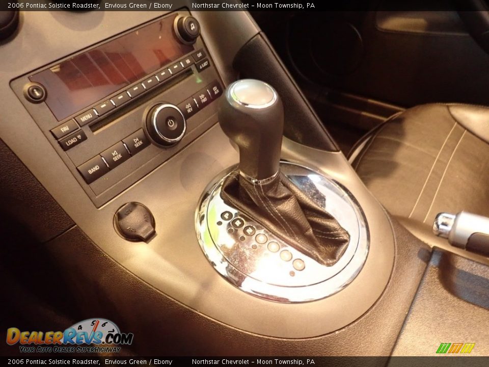 2006 Pontiac Solstice Roadster Envious Green / Ebony Photo #21